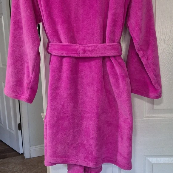 Like New Victoria's Secret Pink Fuzzy XL Robe - Picture 6 of 8